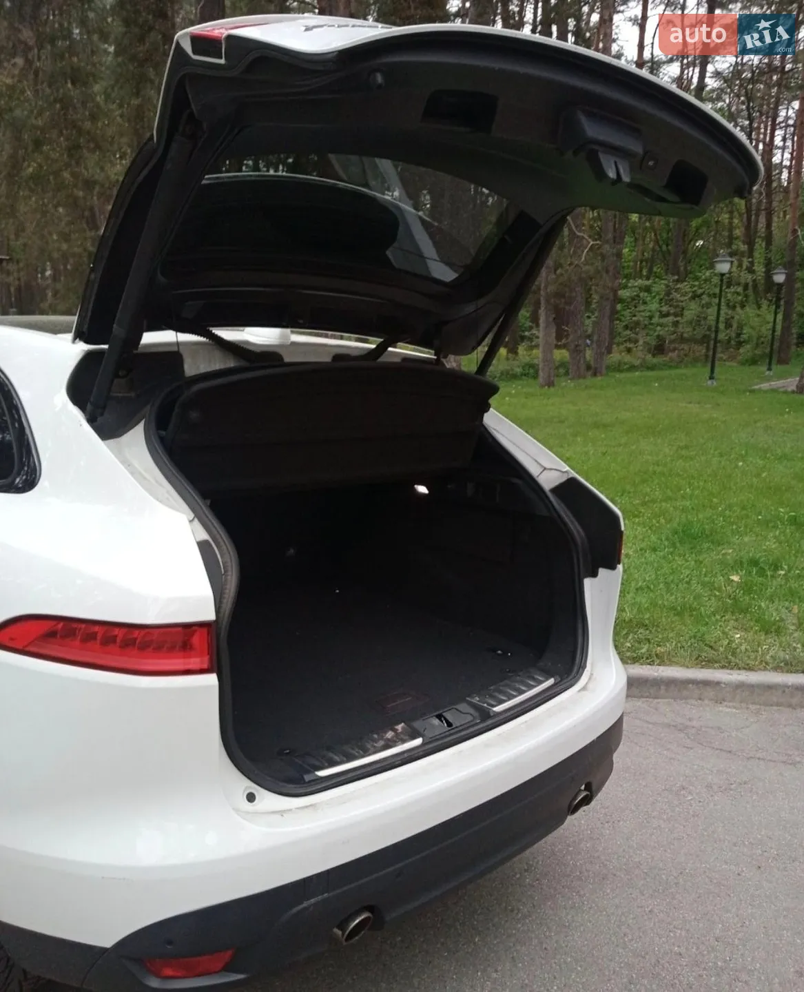 2018 Jaguar F-Pace - мініатюра 5