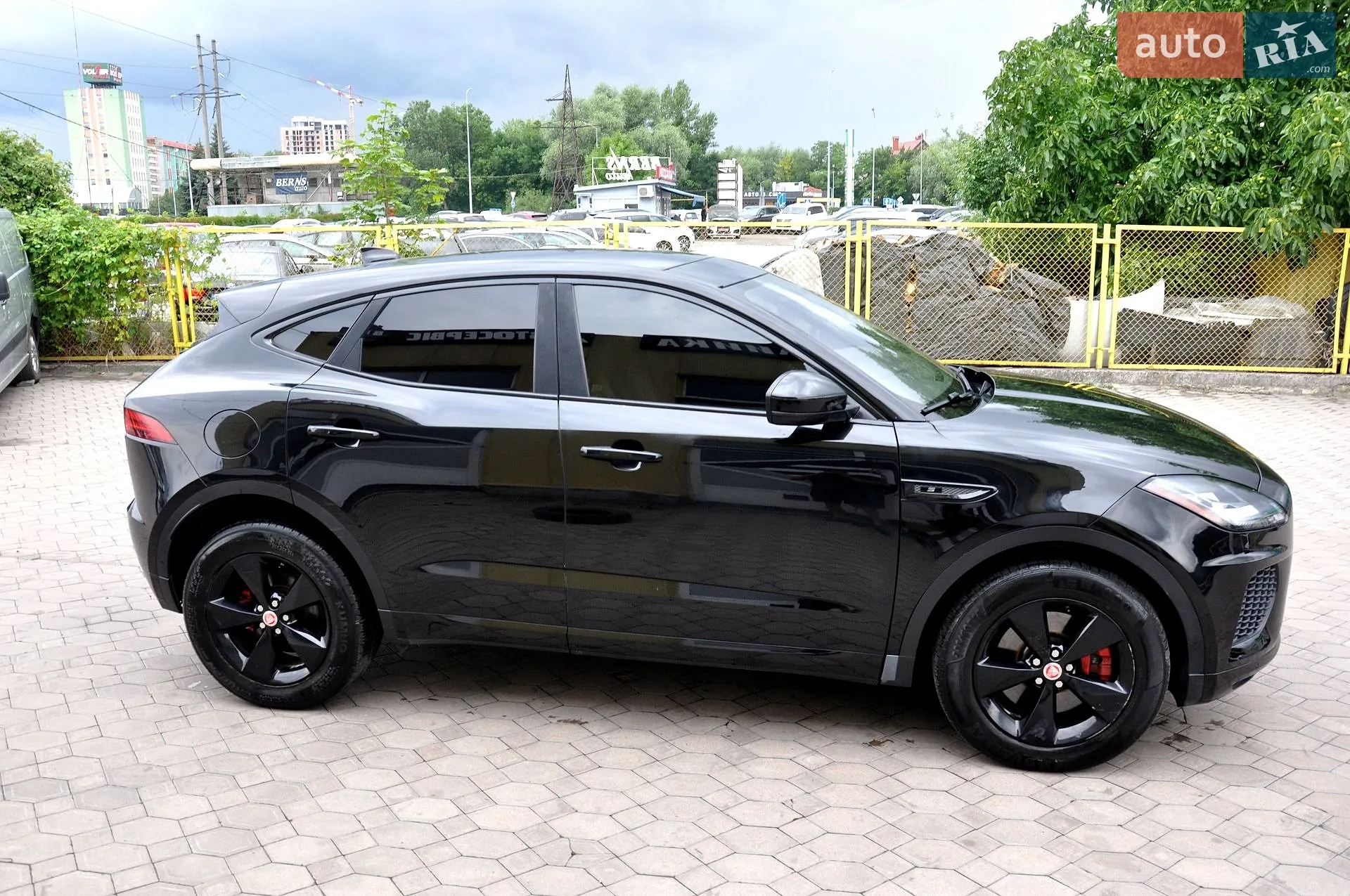 2018 Jaguar E-Pace - мініатюра 16