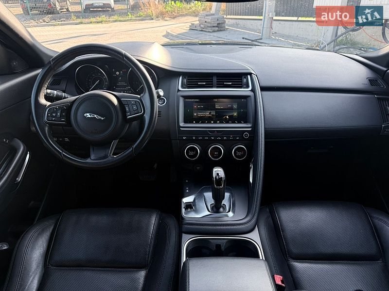 Позашляховик / Кросовер Jaguar E-Pace 2018 в Львові