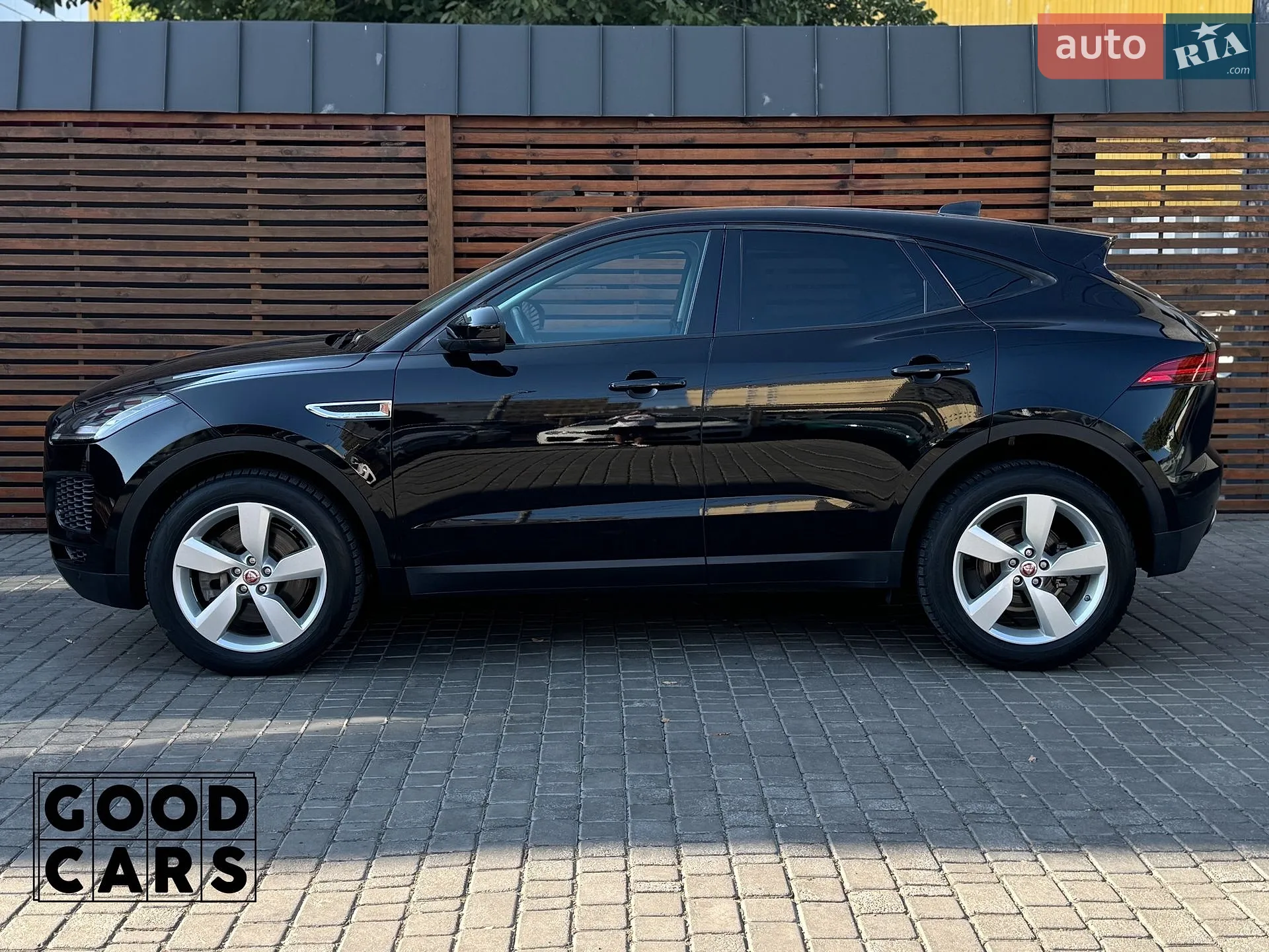2019 Jaguar E-Pace - мініатюра 4