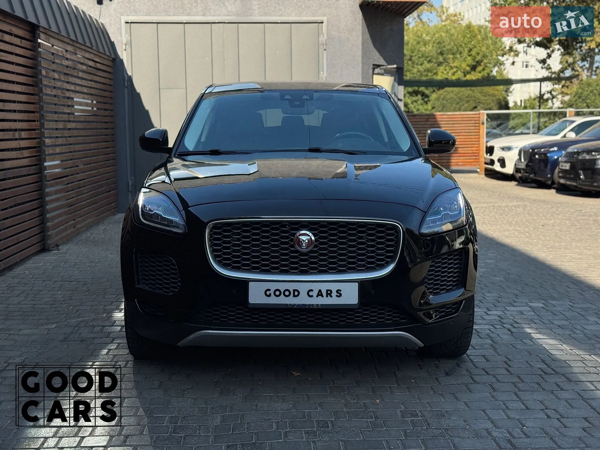 2019 Jaguar E-Pace - мініатюра 2