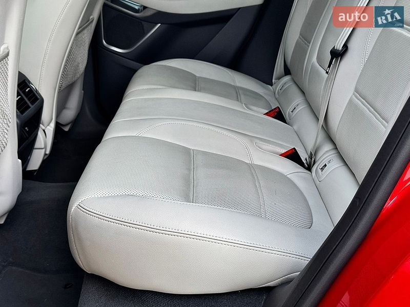 Позашляховик / Кросовер Jaguar E-Pace 2020 в Києві фото 35 Позашляховик / Кросовер Jaguar E-Pace 2020 в Києві