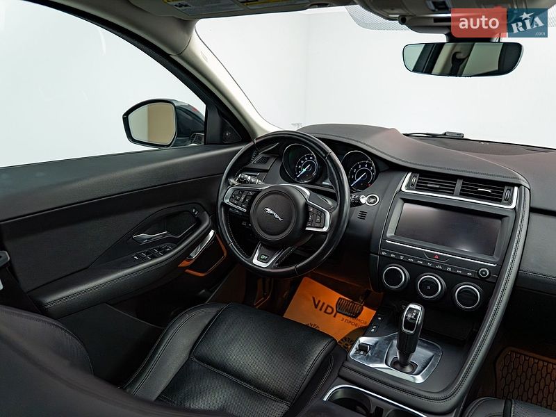 Внедорожник / Кроссовер Jaguar E-Pace 2019 в Киеве фото 12 Внедорожник / Кроссовер Jaguar E-Pace 2019 в Киеве