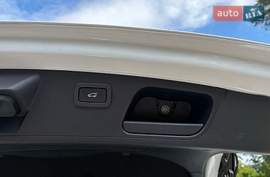 Позашляховик / Кросовер Jaguar E-Pace 2020 в Києві