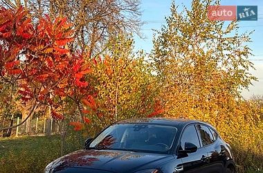 Позашляховик / Кросовер Jaguar E-Pace 2020 в Львові