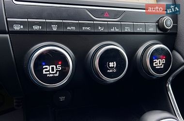 Внедорожник / Кроссовер Jaguar E-Pace 2018 в Львове фото 20 Внедорожник / Кроссовер Jaguar E-Pace 2018 в Львове