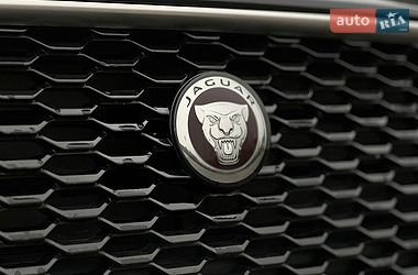 Внедорожник / Кроссовер Jaguar E-Pace 2018 в Львове фото 44 Внедорожник / Кроссовер Jaguar E-Pace 2018 в Львове