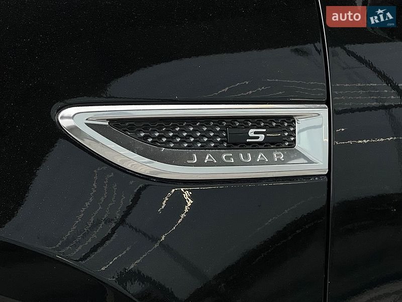Внедорожник / Кроссовер Jaguar E-Pace 2018 в Львове фото 46 Внедорожник / Кроссовер Jaguar E-Pace 2018 в Львове
