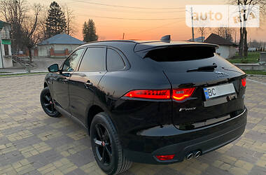 Позашляховик / Кросовер Jaguar F-Pace 2017 в 