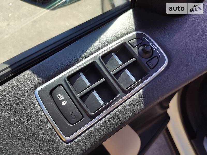 Позашляховик / Кросовер Jaguar F-Pace 2017 в Кропивницькому фото 32 Позашляховик / Кросовер Jaguar F-Pace 2017 в Кропивницькому