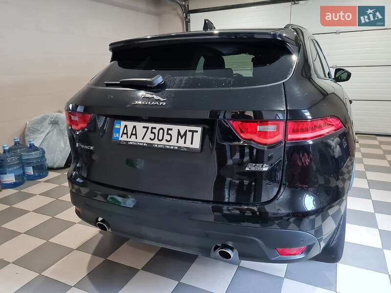 Позашляховик / Кросовер Jaguar F-Pace 2018 в Києві