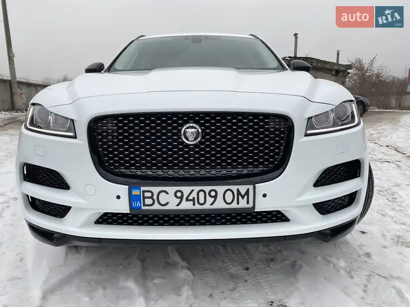 Jaguar F-Pace 2016