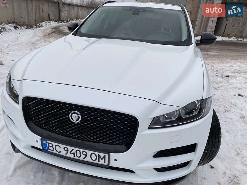 Внедорожник / Кроссовер Jaguar F-Pace 2016 в Киеве