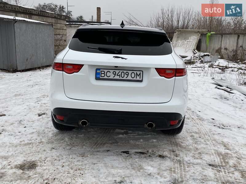 Внедорожник / Кроссовер Jaguar F-Pace 2016 в Киеве
