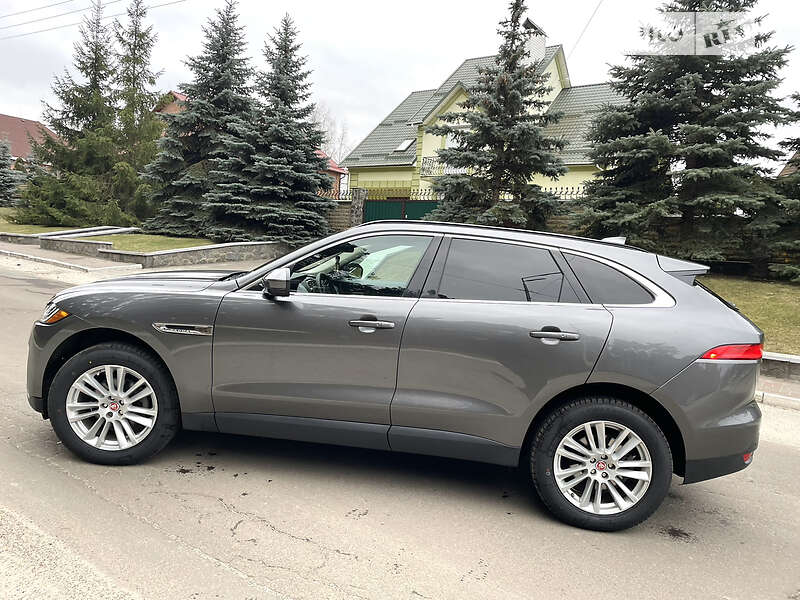 Позашляховик / Кросовер Jaguar F-Pace 2016 в Києві