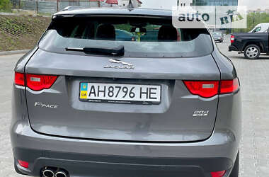 Внедорожник / Кроссовер Jaguar F-Pace 2017 в 