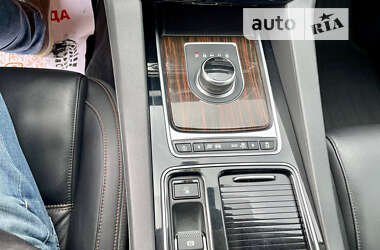 Внедорожник / Кроссовер Jaguar F-Pace 2017 в 