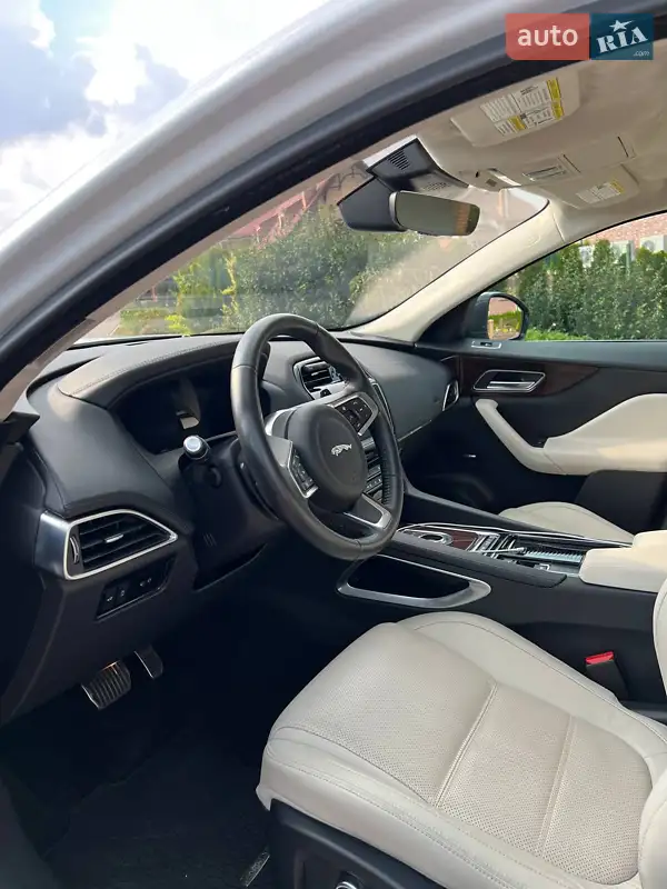 Jaguar F-Pace 2018 VIN SADCK2GXXKA368242 фото оголошення 12 з 64
