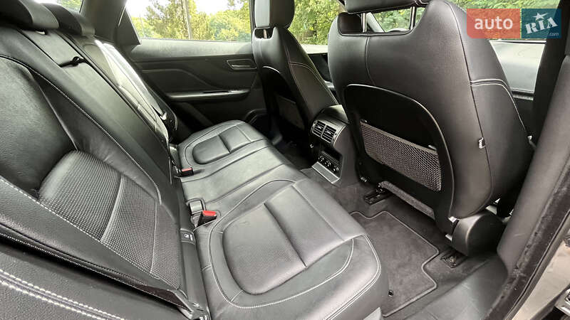 Внедорожник / Кроссовер Jaguar F-Pace 2018 в Черновцах