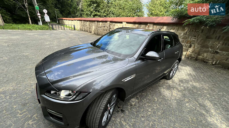 Внедорожник / Кроссовер Jaguar F-Pace 2018 в Черновцах
