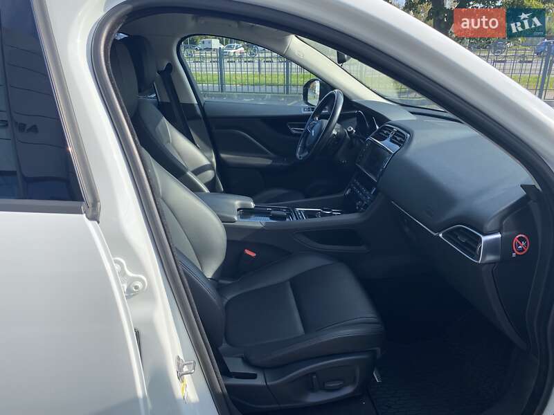 Внедорожник / Кроссовер Jaguar F-Pace 2018 в Харькове