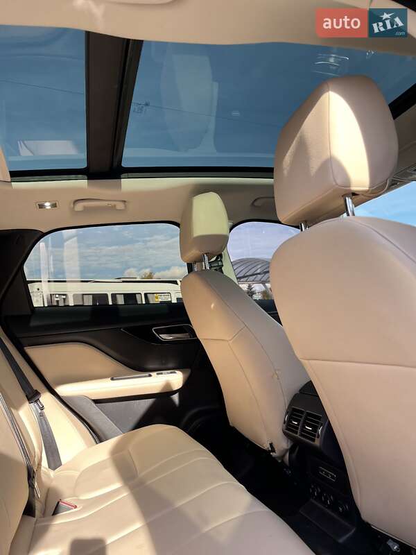Позашляховик / Кросовер Jaguar F-Pace 2017 в Рівному