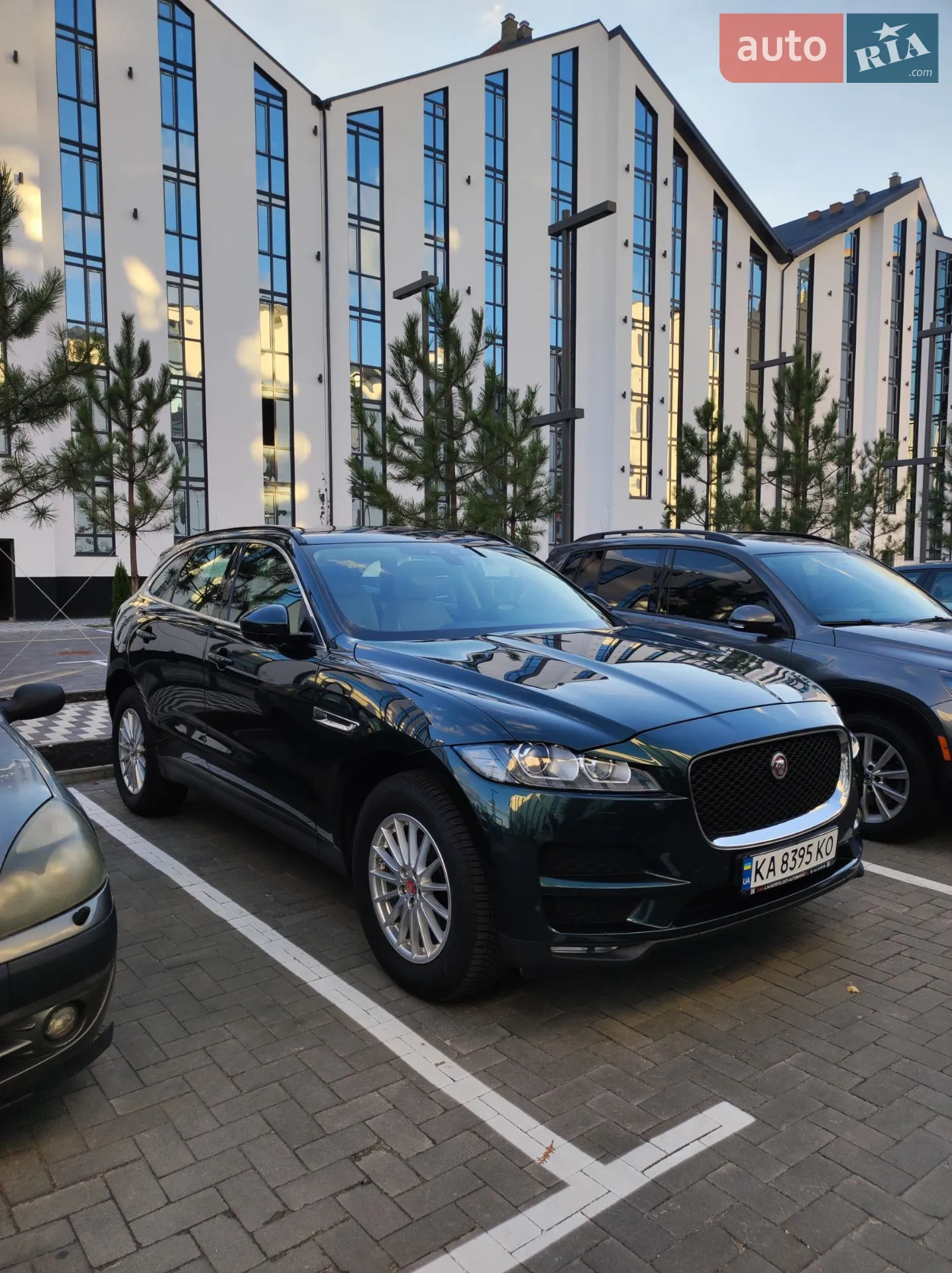 2017 Jaguar F-Pace - мініатюра 8