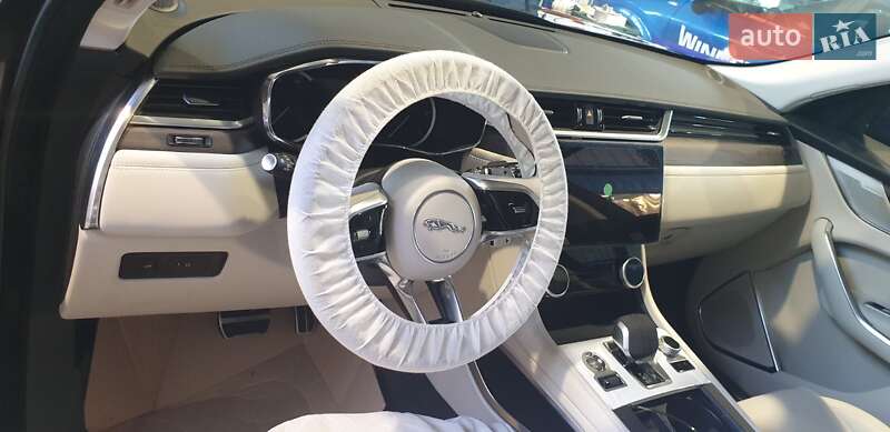 Внедорожник / Кроссовер Jaguar F-Pace 2023 в Киеве