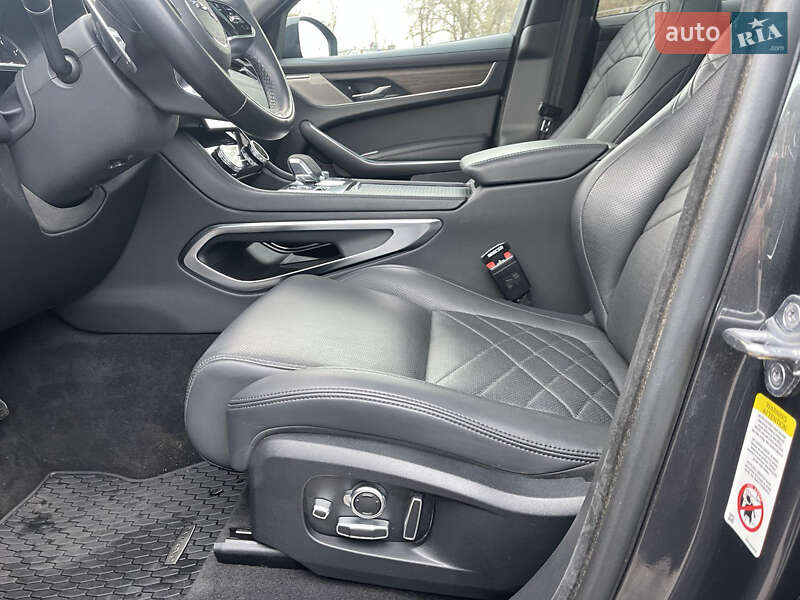 Позашляховик / Кросовер Jaguar F-Pace 2021 в Миколаєві