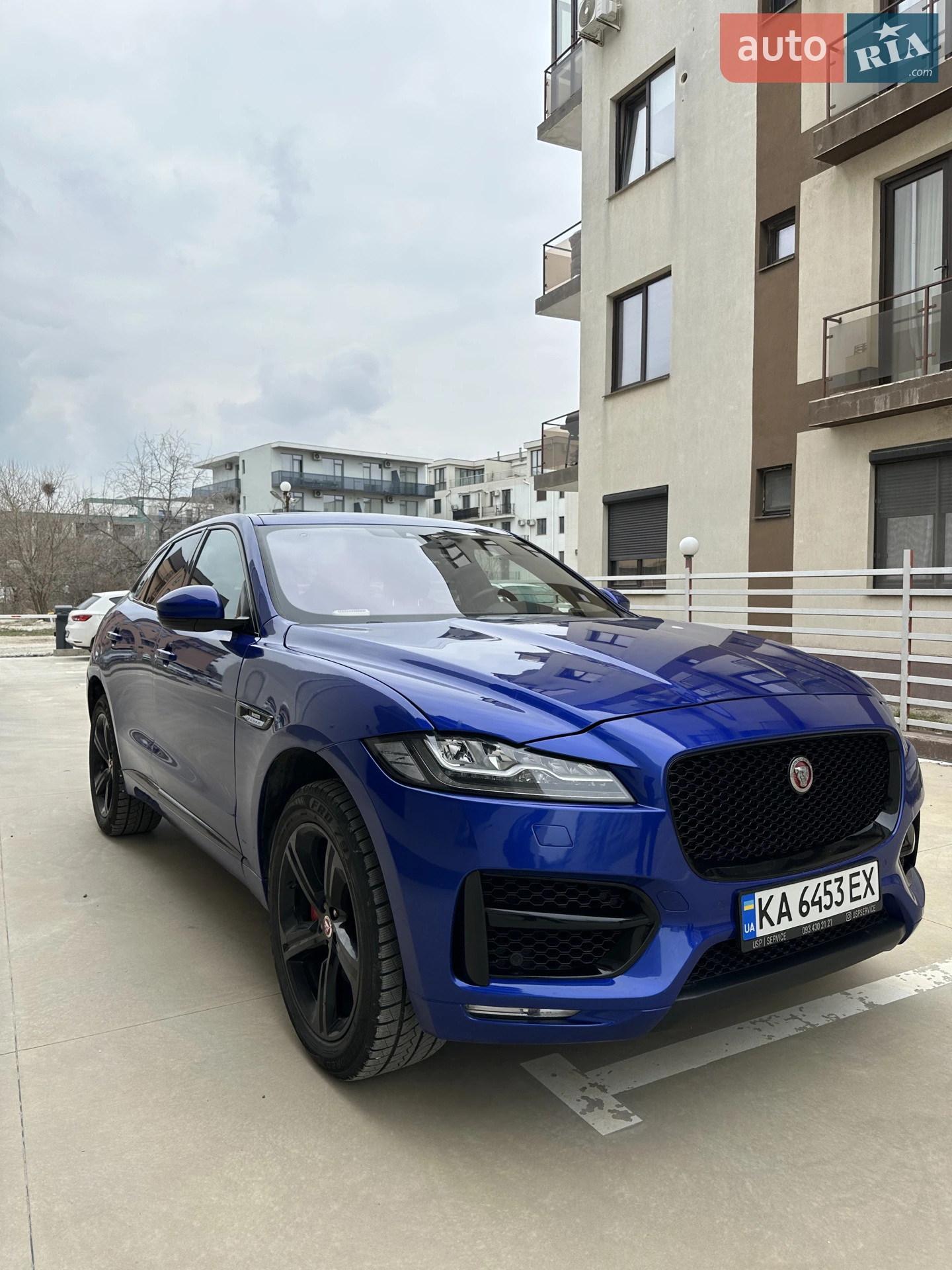 2017 Jaguar F-Pace - мініатюра 3