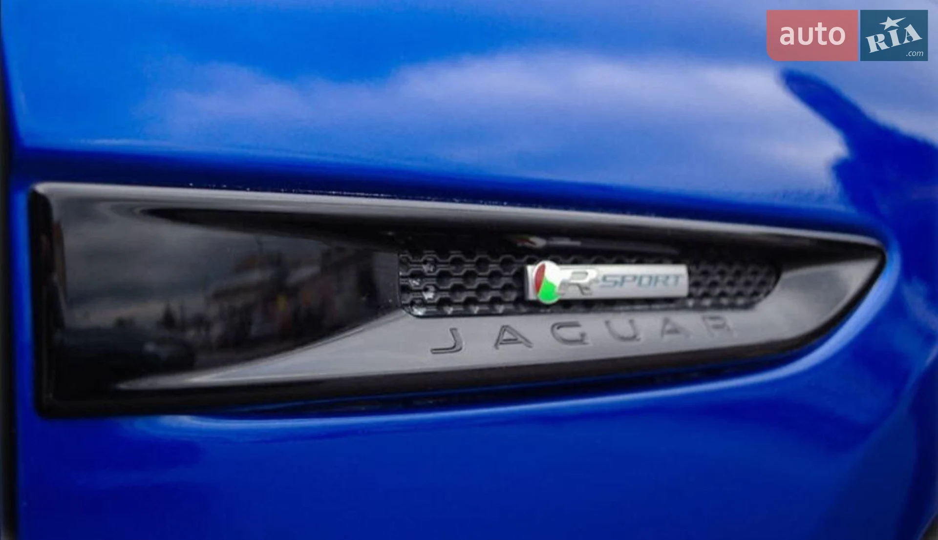 2017 Jaguar F-Pace - мініатюра 16