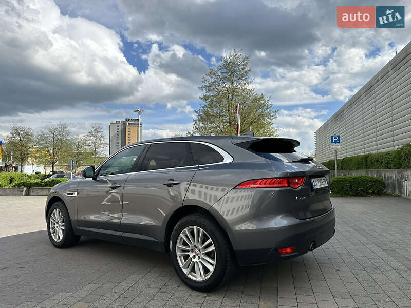 Внедорожник / Кроссовер Jaguar F-Pace 2017 в Киеве