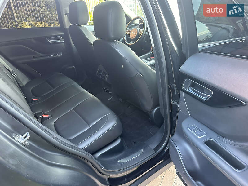 Внедорожник / Кроссовер Jaguar F-Pace 2018 в Киеве