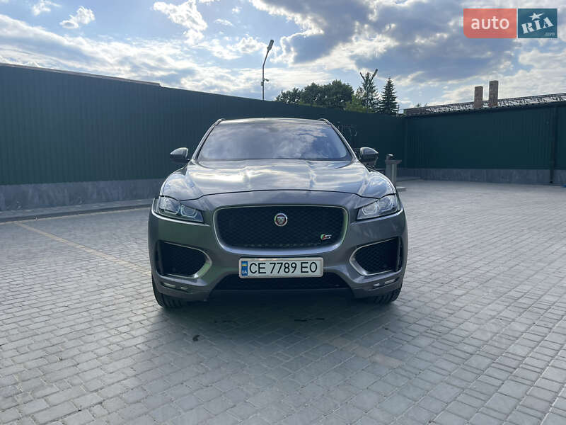 Внедорожник / Кроссовер Jaguar F-Pace 2017 в Новоднестровске