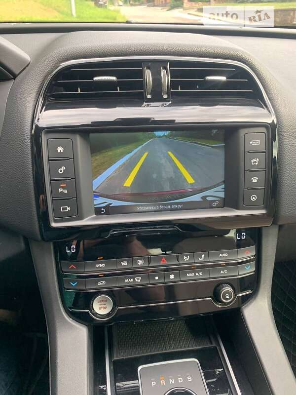 Внедорожник / Кроссовер Jaguar F-Pace 2017 в Киеве
