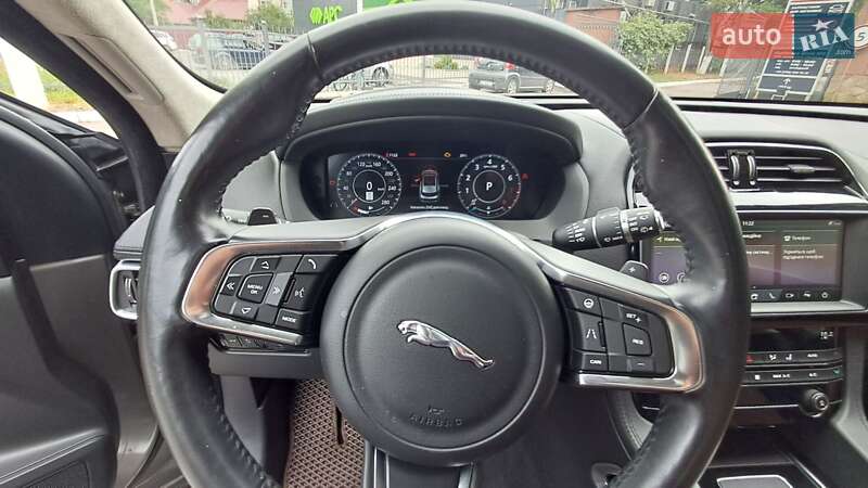 Внедорожник / Кроссовер Jaguar F-Pace 2018 в Львове