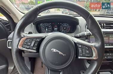 Позашляховик / Кросовер Jaguar F-Pace 2018 в 