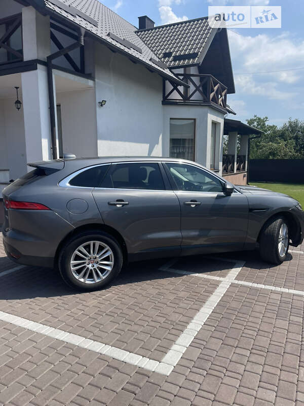 Внедорожник / Кроссовер Jaguar F-Pace 2016 в Ковеле