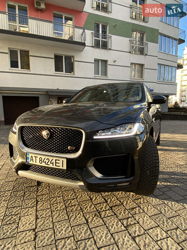 Внедорожник / Кроссовер Jaguar F-Pace 2017 в Ивано-Франковске