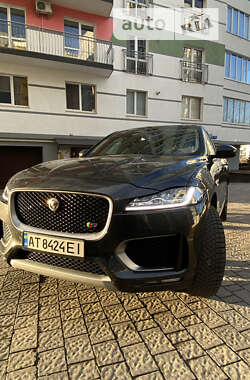 Внедорожник / Кроссовер Jaguar F-Pace 2017 в Ивано-Франковске