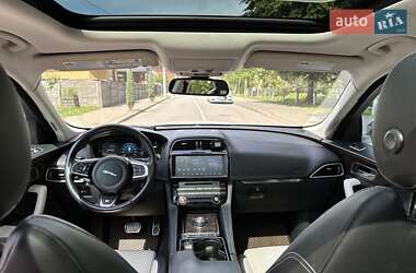 Позашляховик / Кросовер Jaguar F-Pace 2016 в Львові