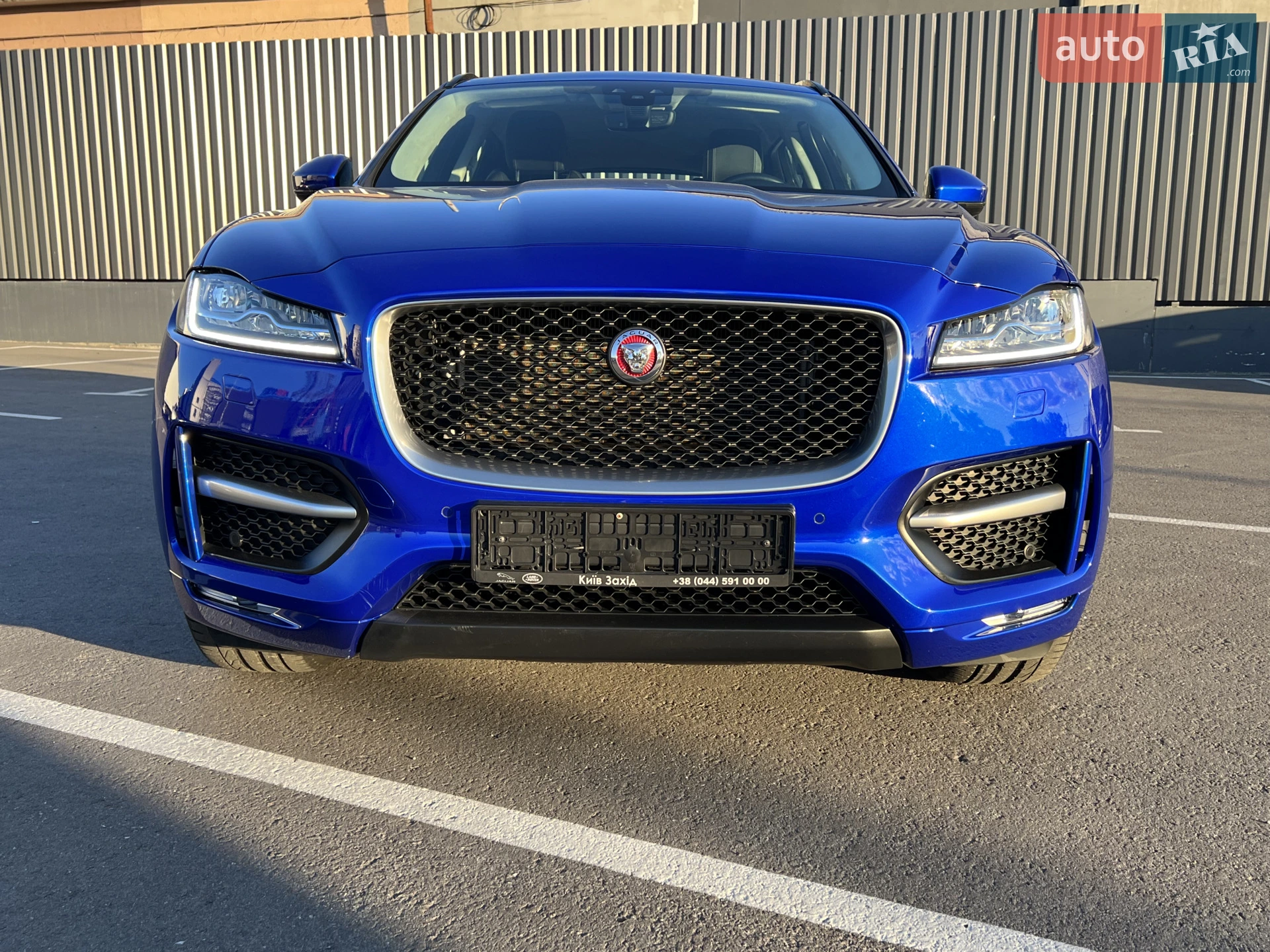 2018 Jaguar F-Pace - мініатюра 6