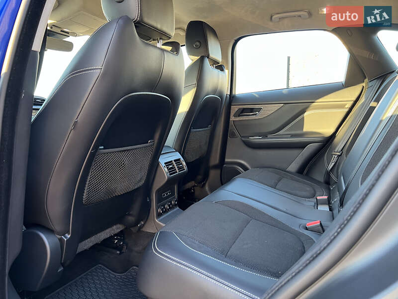 Внедорожник / Кроссовер Jaguar F-Pace 2018 в Киеве фото 10 Внедорожник / Кроссовер Jaguar F-Pace 2018 в Киеве