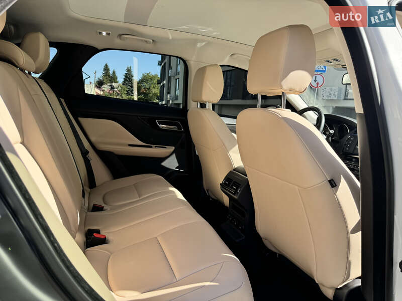 Внедорожник / Кроссовер Jaguar F-Pace 2016 в Львове