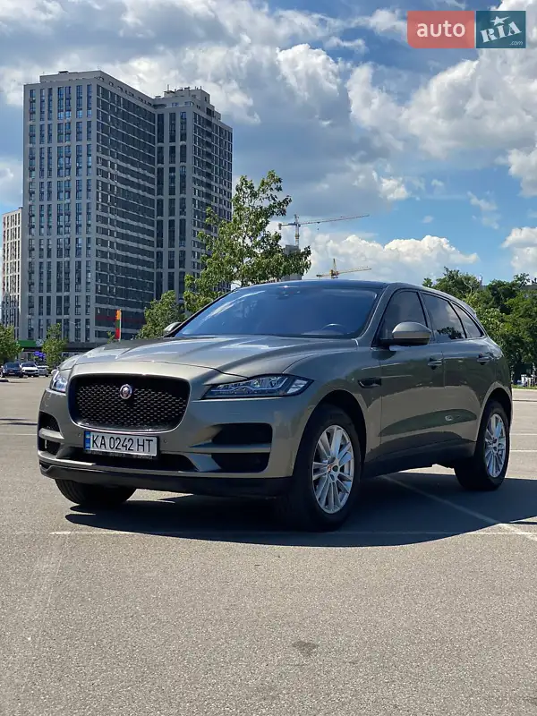 Внедорожник / Кроссовер Jaguar F-Pace 2017 в 