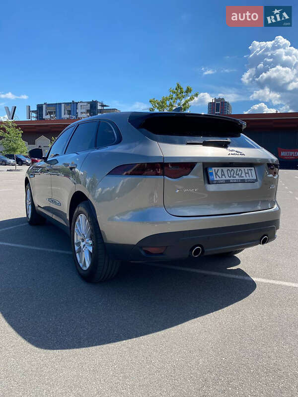 Позашляховик / Кросовер Jaguar F-Pace 2017 в Києві фото 11 Позашляховик / Кросовер Jaguar F-Pace 2017 в Києві