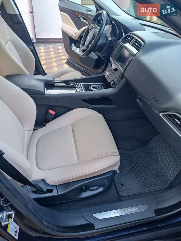 Внедорожник / Кроссовер Jaguar F-Pace 2018 в Чернигове