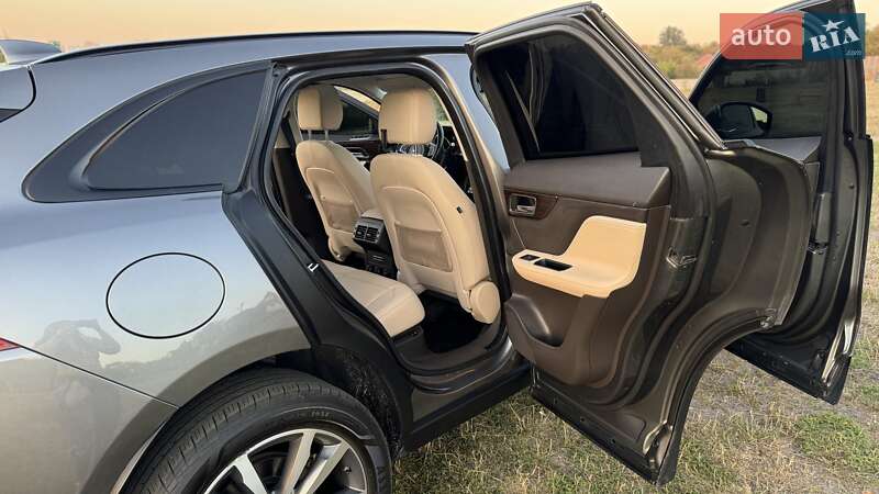 Позашляховик / Кросовер Jaguar F-Pace 2016 в Фастові фото 38 Позашляховик / Кросовер Jaguar F-Pace 2016 в Фастові