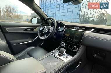 Внедорожник / Кроссовер Jaguar F-Pace 2021 в 