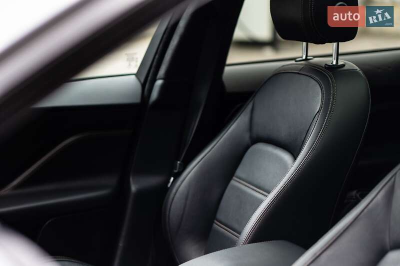 Позашляховик / Кросовер Jaguar F-Pace 2019 в Ужгороді фото 13 Позашляховик / Кросовер Jaguar F-Pace 2019 в Ужгороді